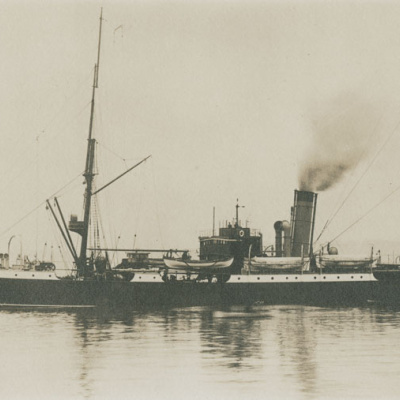 With flags at half mast and coffins stacked on the stern, Mackay-Bennett arrived in Halifax to the tolling of church bells on 30 April 1912.